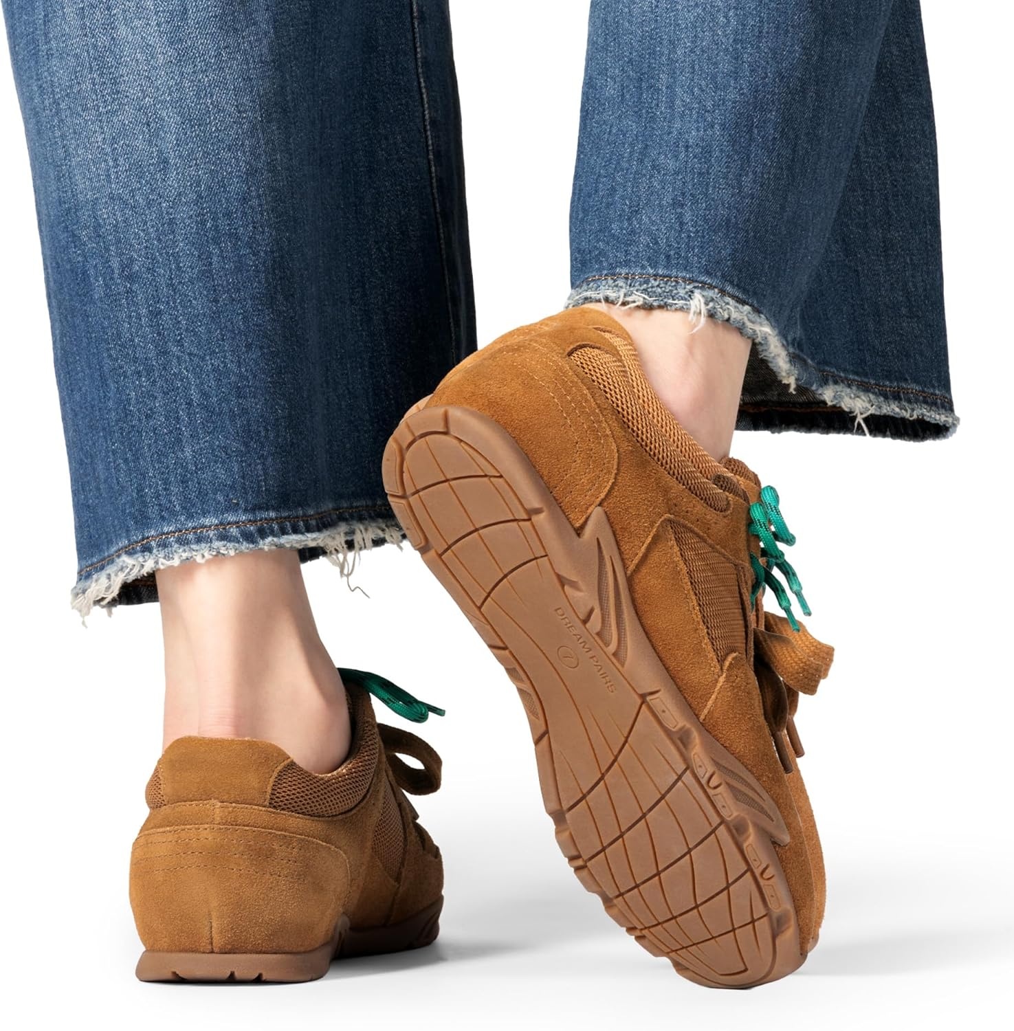 image:imageDREAM PAIRS Womens Retro Lace Up Sneakers AllDay Comfort Lightweight Non Slip Casual Fashion Walking Trainers ShoesBrown